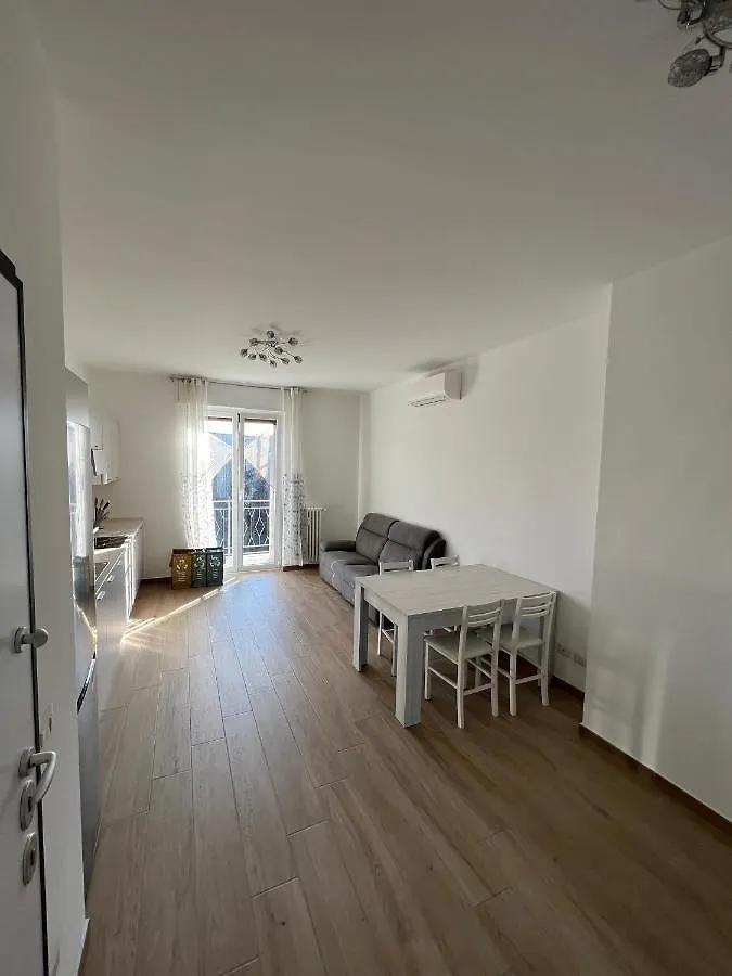 Paul House Hotel Milan 0*,  Italy